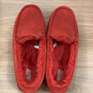 Ugg Ansley sheepskin suede slippers